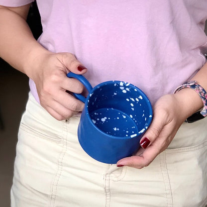 PH 250mlKaffeebecher mit großem Henkel, Blau/weißer Keramikbecher mit Punkten, handgerillter Milchbecher